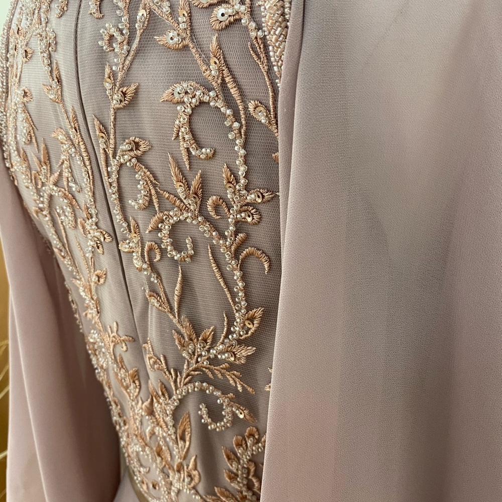Juliet Dress || Mauve - Picture 7 of 7